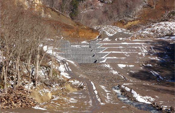 迫川湯浜地区流路工工事